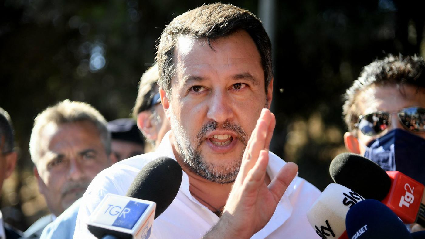 Il politico italiano di destra Salvini è in corsa per la carica di capo del governo