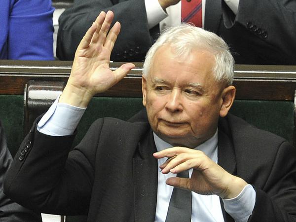Der am Wochenende wiedergewählte PiS-Chef Jaroslaw Kaczynski hat seine Partei bisher mit taktischer Finesse an der Macht gehalten. 
