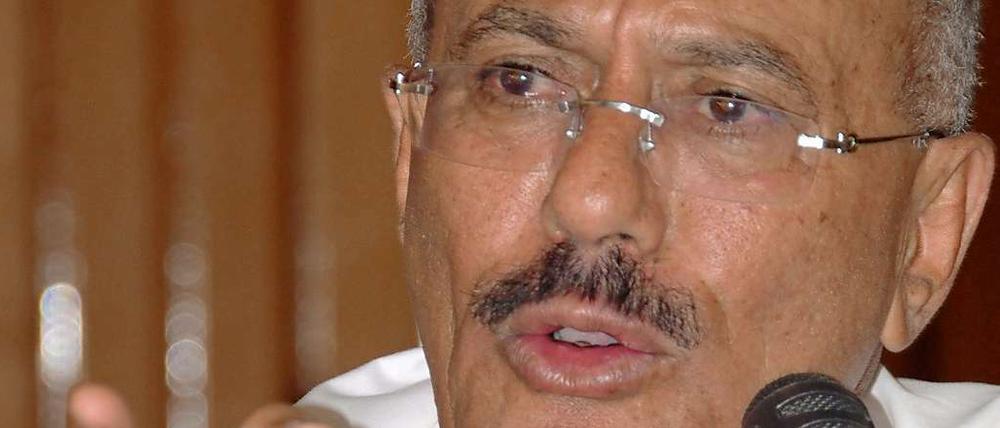 Jemens Präsident Ali Abdullah Saleh hat sein Land verlassen.