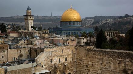 Wahrzeichen Jerusalems: Die Klagemauer und der Felsendom 