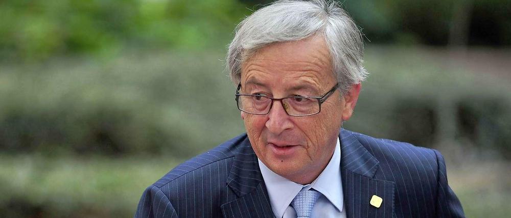 EU-Kommissionschef Juncker legt dar, welche neuen Gesetzesinitiativen im Folgejahr eingebracht werden und welche alten Richtlinienvorschläge in der Versenkung verschwinden.