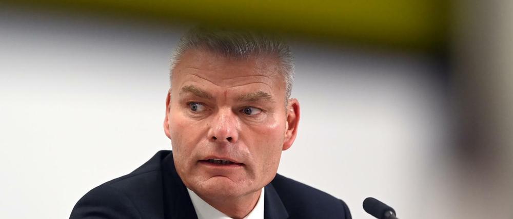 Holger Stahlknecht (CDU), Innenminister von Sachsen-Anhalt, steht nach missverständlichen Äußerungen stark in der Kritik. 
