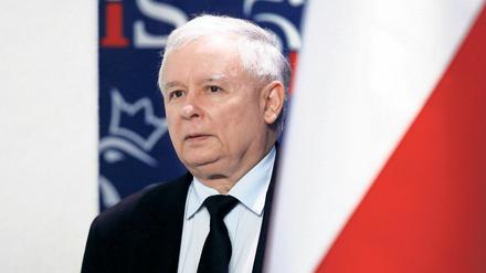 Er ist Polens starker Mann: PiS-Parteichef Jaroslaw Kaczynski stellt sich gegen die Aufnahme von Flüchtlingen. 
