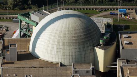 Die Luftaufnahme zeigt das Kernkraftwerk Philippsburg. 