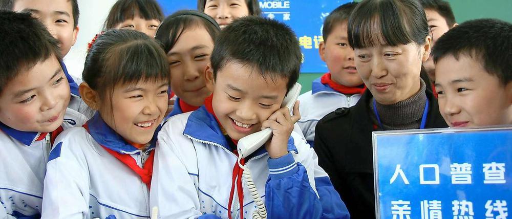 Kinder in China werden in Trainings auf die Volkszählung vorbereitet.