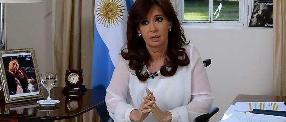 Argentiniens Präsidentin Cristina Kirchner bei einer TV-Ansprache.