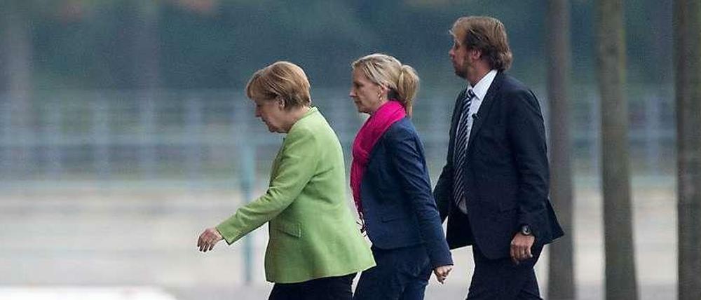 Bundeskanzlerin Angela Merkel (CDU) kommt am 07.10.2014 zum Koalitionsausschuss von CDU/CSU und SPD im Bundeskanzleramt in Berlin.