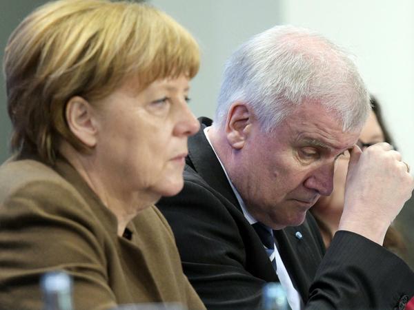 Umfragetief: Bundeskanzlerin Angela Merkel (CDU) und CSU-Chef Horst Seehofer.
