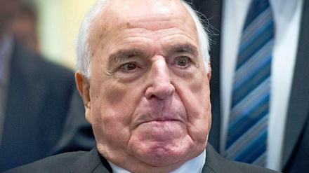 Helmut Kohl ist empört. Seinem Ex-Biografen wirft er Vertrauensbruch vor.