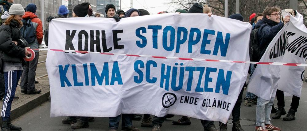 Kohlegegner bei einer Demonstration am Freitag in Berlin.