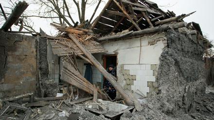 Heimat in Trümmern. Durch den Krieg im Osten der Ukraine haben viele Menschen ihr Zuhause verloren. Mehr als 2000 Zivilisten sind ums Leben gekommen.