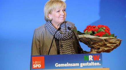 Nochmal Glück gehabt: Hannelore Kraft nach ihrer Wiederwahl als SPD-Landeschefin in NRW.