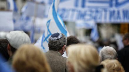 Attacken auf Rabbiner, Schmähungen von Juden mit Kippa im Straßenbild - zum 70. Jahrestag ist der Zentralrat herausgefordert.