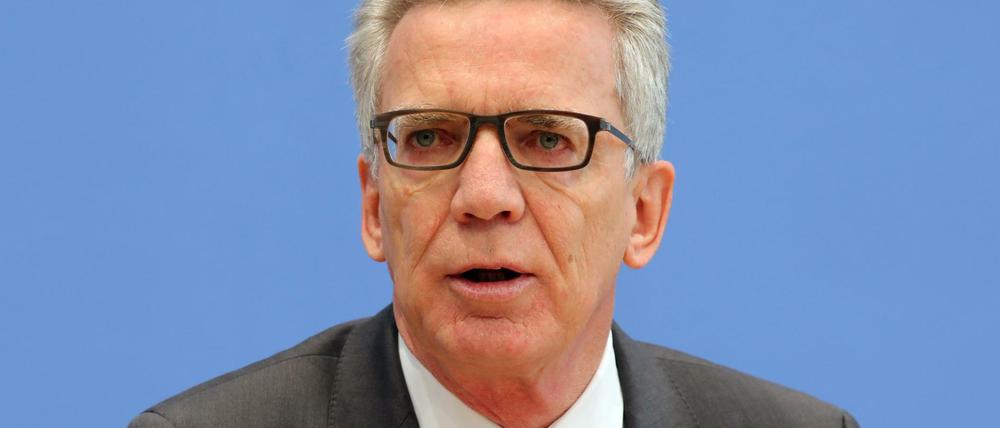 Der geschäftsführende Bundesinnenminister Thomas de Maizière (CDU) stellt am Mittwoch den Bericht des BSI zur Lage der IT-Sicherheit in Deutschland vor. 