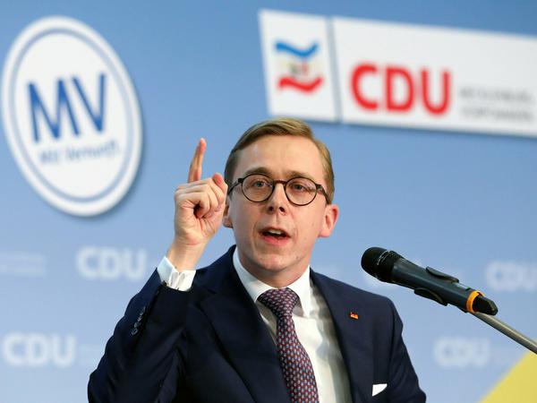Dass er zum Spitzenkandidat der CDU Mecklenburg-Vorpommern für die Bundestagswahl gekürt wurde, stößt auf Kritik: Philipp Amthor hatte für Lobbyarbeit für ein US-IT-Unternehmen Vorteile erhalten.