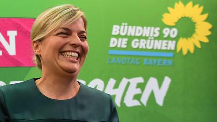 Die bayerische Spitzenkandidatin Katharina Schulze von Bündnis 90/Die Grünen im Landtag nach den ersten Wahlergebnissen.