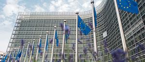 Nach einer Initiative von EU-Kommissionschef Juncker sollen am Sitz der Brüssel Behörde nur noch registrierte Lobbyisten Termine mit den Kommissaren bekommen.