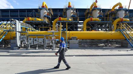 Ein Gasaufbereitungsanlage von Gazprom in der Region Leningrad.