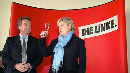 Sekt oder Selters: Gesine Lötzsch ist seit 2010 gemeinsam mit Klaus Ernst Vorsitzende der Partei "Die Linke". Seitdem musste die Partei einige Wahlniederlagen hinnehmen.