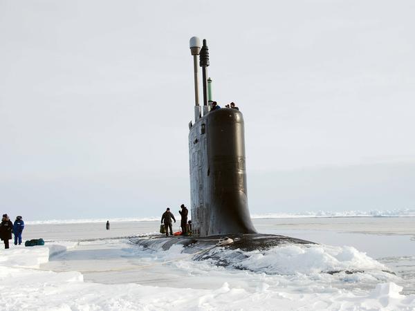 Das amerikanische U-Boot USS Connecticut in der Arktis – hier im März 2011.