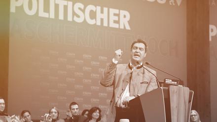 Markus Söder beim Politischen Aschermittwoch der CSU 2023 in der Dreilanderhalle in Passau. 