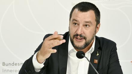  Die bayerische Staatsregierung dringt auf schnellere Abschiebungen. Doch Salvini blockt ab.