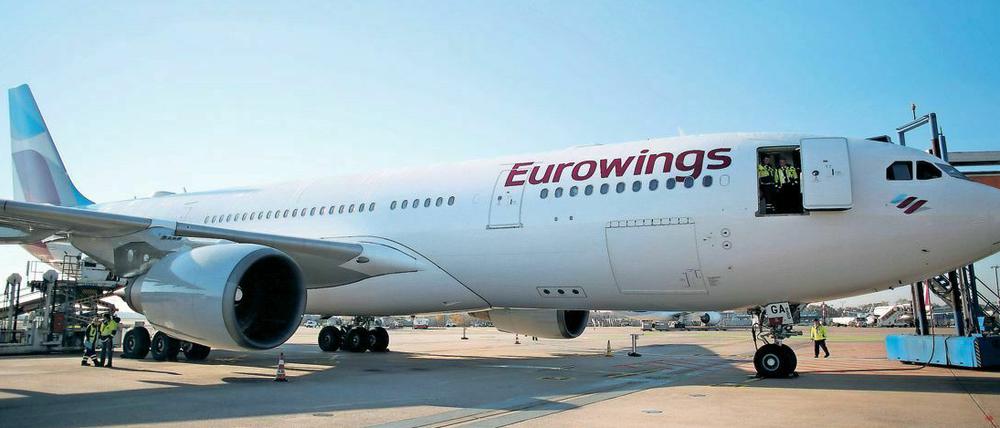 Eurowings verpatzte die Saisonpremiere - der Flughafen auf Sardinien ist noch bis zum 24. Juni gesperrt. 