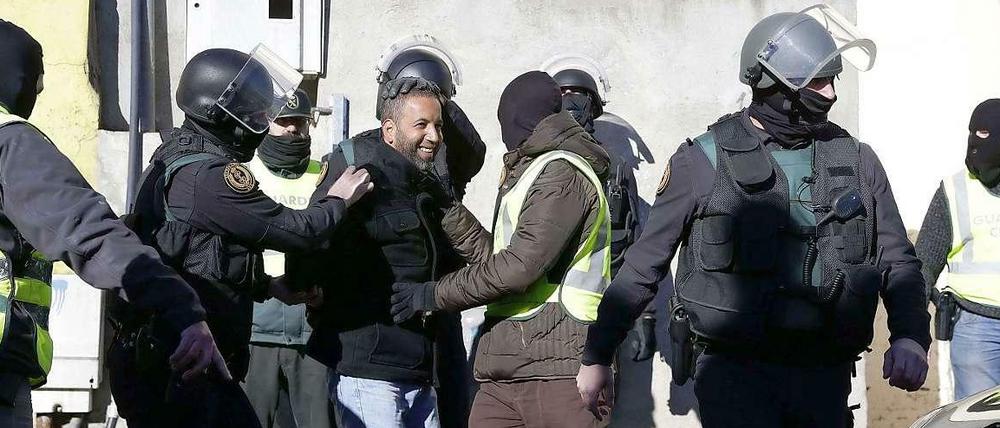 Spanische Polzei nimmt in Melilla mutmaßlichen IS-Terroristen fest