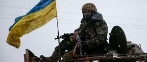 Ukrainische Soldaten bei Debalzewe. Die Stadt ist weiterhin umkämpft.