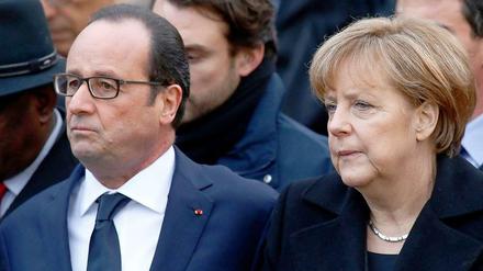 Reisen noch heute nach Kiew. Bundeskanzlerin Angela Merkel und Frankreichs Präsident Francois Hollande.