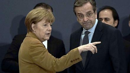 Da geht's lang: Bundeskanzlerin Angela Merkel mit dem griechischen Regierungschef Antonis Samaras in Athen.