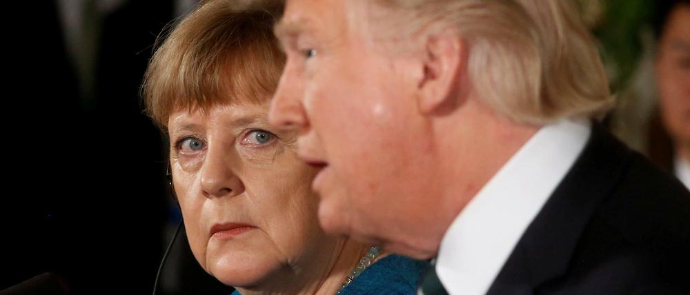 Angela Merkel beim Besuch in Washington vor einem Jahr neben Donald Trump.