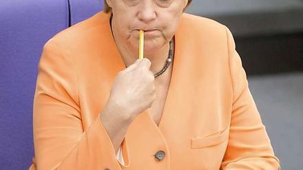 Bundeskanzlerin Merkel überdenkt ihre Haltung zur Praxisgebühr - die FDP ist schon länger für eine Abschaffung der vierteljährlichen 10-Euro-Abgabe.