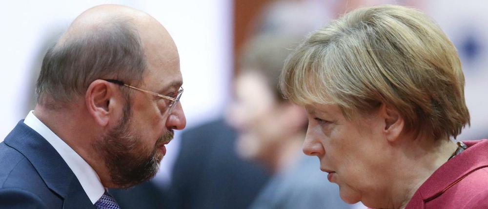 Bundeskanzlerin Angela Merkel (CDU) und SPD-Herausforderer Martin Schulz (Archivbild von 2014)