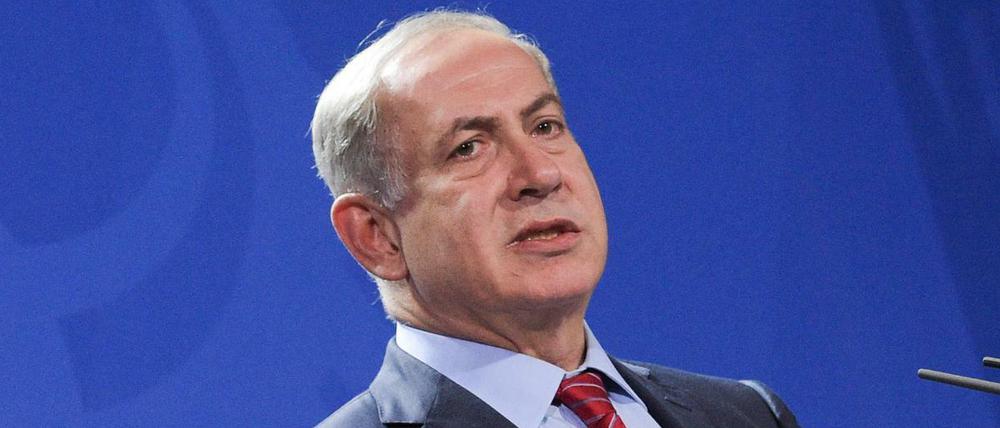 Israels Ministerpräsident Benjamin Netanjahu wird Bestechung, Betrug und Untreue vorgeworfen.