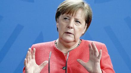 Bundeskanzlerin Angela Merkel (CDU) mahnt die Bürger zur Vorsicht.