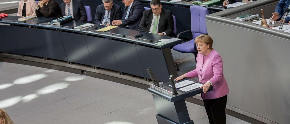 Bundeskanzlerin Angela Merkel (CDU) im Deutschen Bundestag.