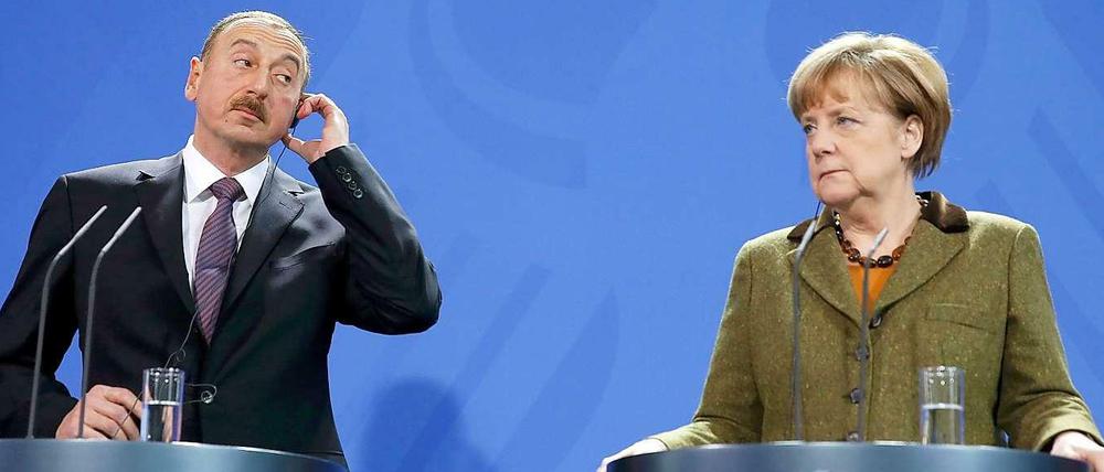 Bundeskanzlerin Angela Merkel und Aserbaidschans Staatspräsident Ilham Alijew.