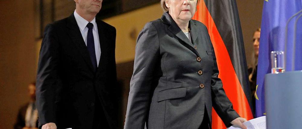 Kanzlerin Merkel und Außenminister Westerwelle traten am Samstagabend vor die Presse.