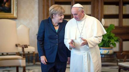 Merkel und Papst Franziskus nach ihrem Treffen im Vatikan.