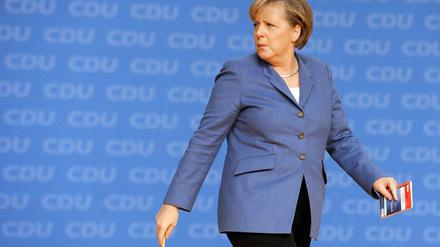 Kanzlerin Angela Merkel (CDU) sieht die Debatte über ein EU-Referendum mit Unbehagen.
