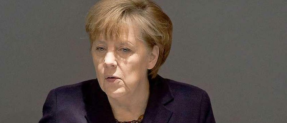 Angela Merkel bei ihrer Regierungserklärung im Bundestag