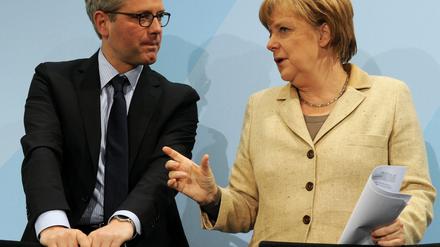 Weitgehend auf einer Linie mit den Ländern: Bundesumweltminister Röttgen und Bundeskanzlerin Merkel (beide CDU).