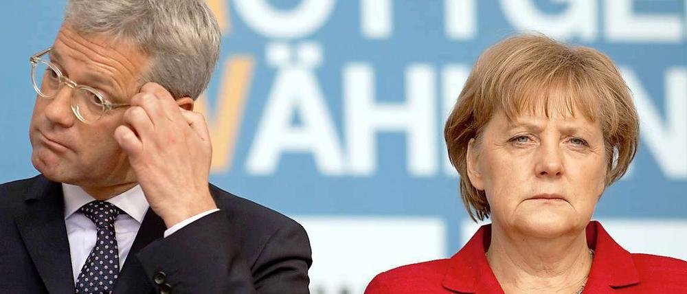 Norbert Röttgen und Angela Merkel - schon zum Wahlkampf-Ende war klar, dass die CDU in NRW nicht gewinnen würde.
