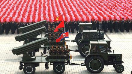 Nordkorea droht mit einem Atomkrieg. Ob das Land wirklich dazu in der Lage ist, ist unklar. Dieses Bild entstand bei einer Militärparade im Jahr 2011.