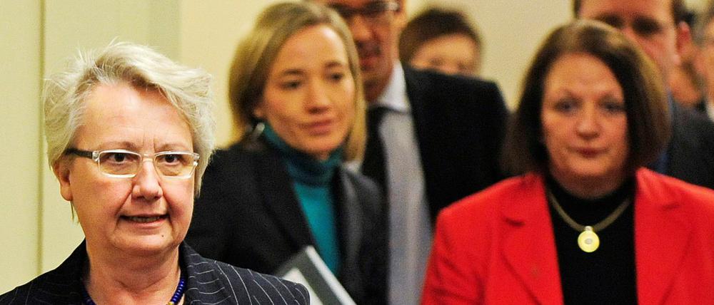 Bildungsministerin Annette Schavan (CDU, v.l.), Familienministerin Kristina Schroeder (CDU) und Bundesjustizministerin Sabine Leutheusser-Schnarrenberger (FDP).