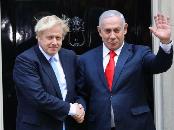 Und auch mit seinen Verbindungen nach London wirbt der israelische Premier um die Wählergunst.
