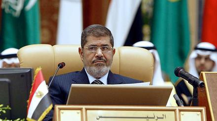 Präsident Mursi bei einem Wirtschaftstreffen in Riad: Reformer oder Verhinderer?