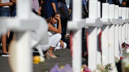 Ein behelfsmäßiges Denkmal für die Opfer des Massakers in El Paso