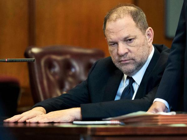 US-Filmproduzent Harvey Weinstein im Juni 2018 in einem New Yorker Gerichtssaal. 